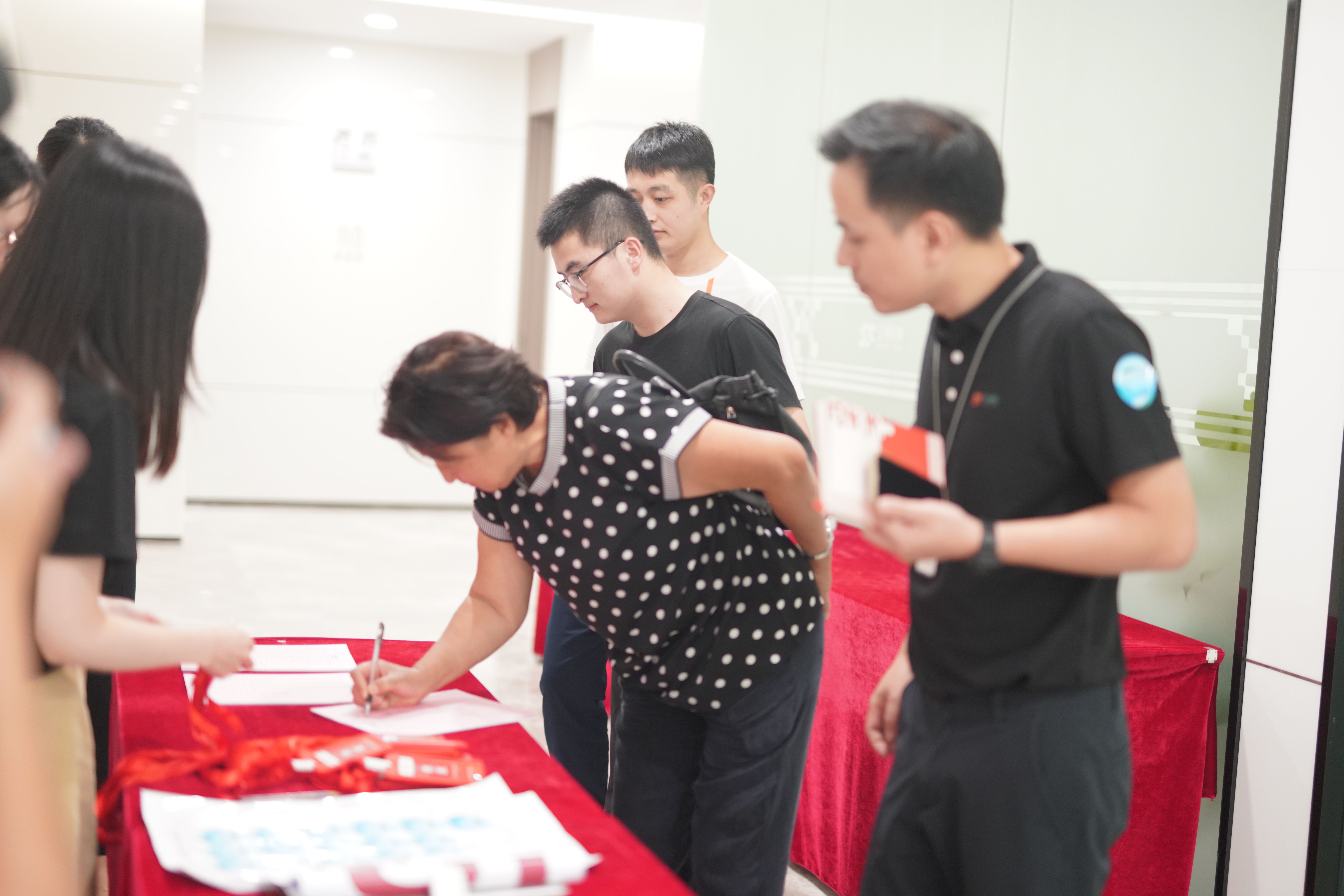 ��������-Ȩ����������Ѷ��ֱ��������һվʽ����ƽ̨